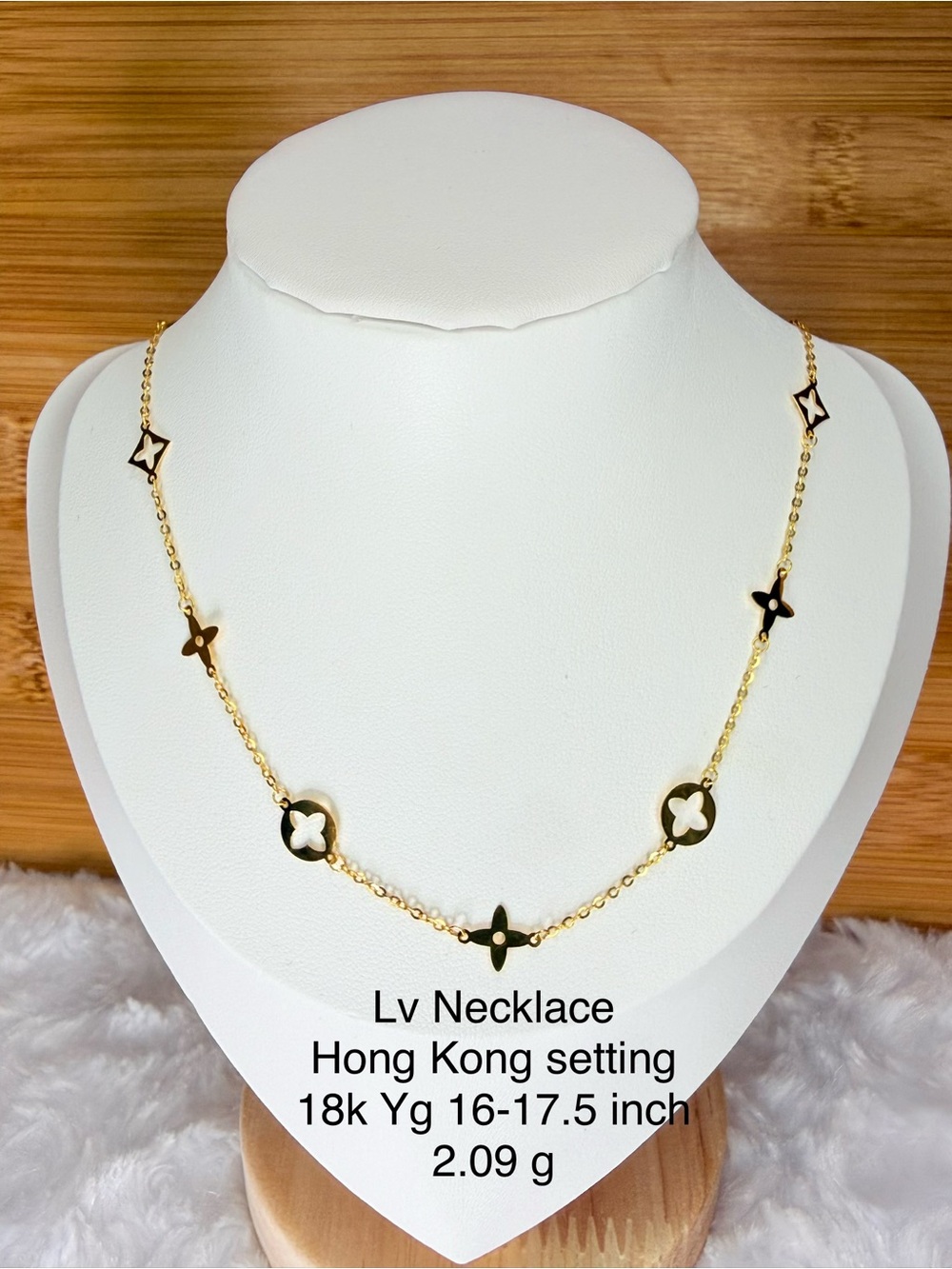 LV-Inspired Gold Floral Motif Chain Necklace - Yellow Gold
